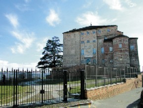 Il Castello di Carrù