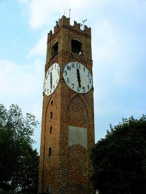 La Torre Civica del Belvedere a Mondovì
