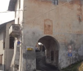 Arco di San Giorgio a Manta