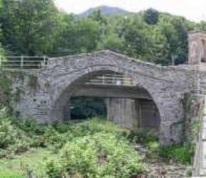 Il Ponte Medioevale in Pietra a Brondello